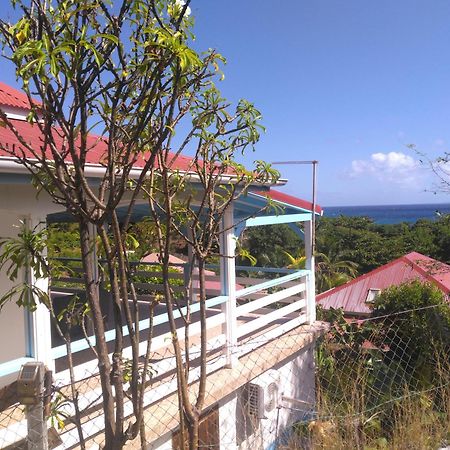 Maison Chaleureuse Avec Vue Sur Mer Terre-De-Haut Room photo